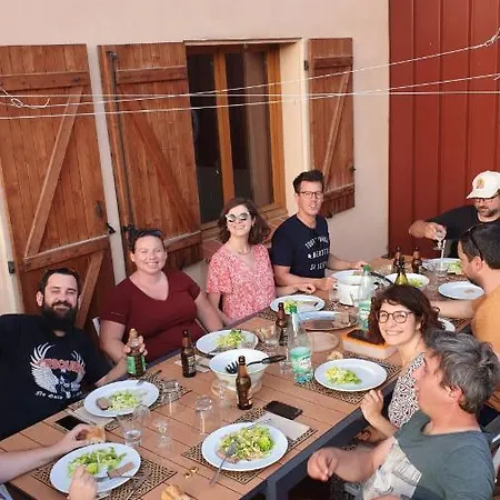 Cat'studio 66 Bed and Breakfast 3*